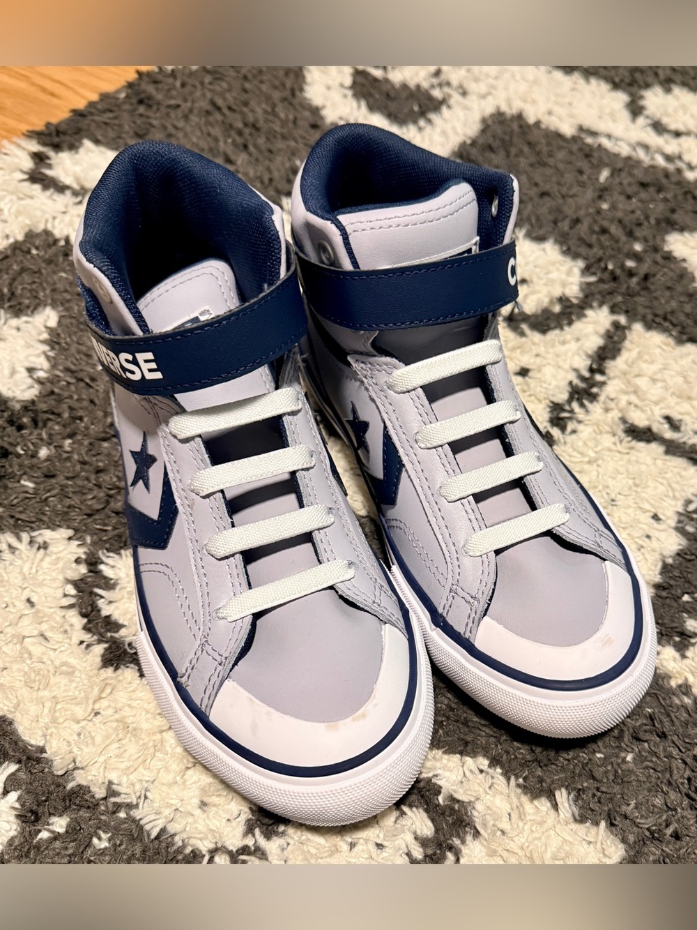 Converse Boys Sneaker Bundle Like New!!! - Picture 8 of 12